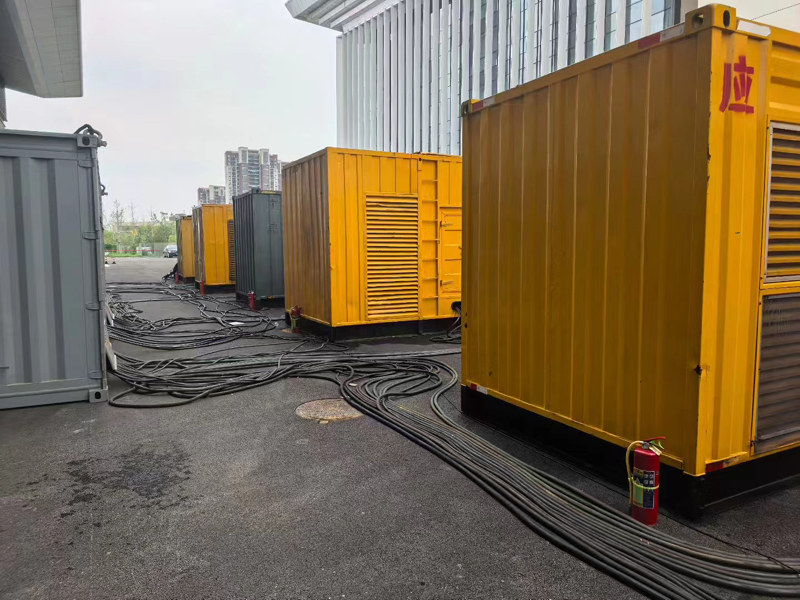 安岳不同季节柴油发电机组保养有哪些注意事项?